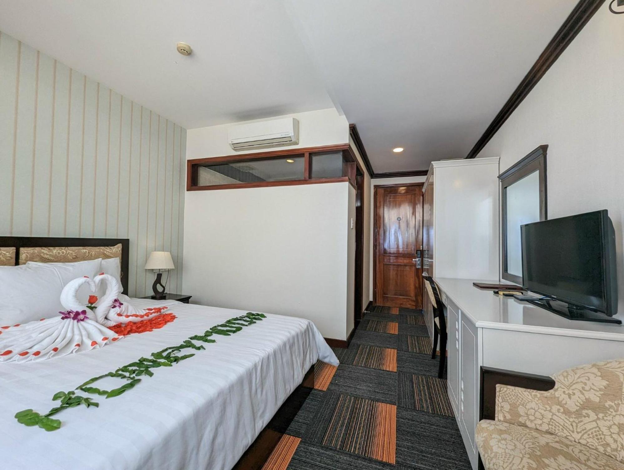 הו צ'י מין סיטי Dong Kinh Hotel מראה חיצוני תמונה