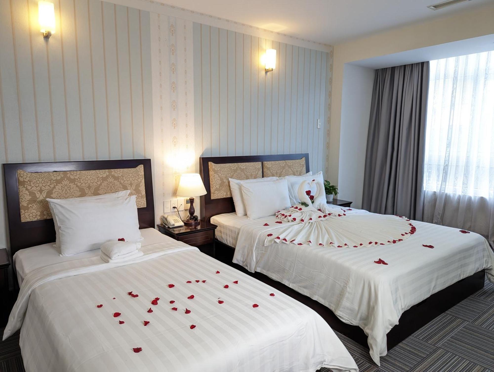 הו צ'י מין סיטי Dong Kinh Hotel מראה חיצוני תמונה